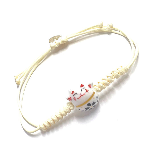 Lucky Fortune Cat. Golden