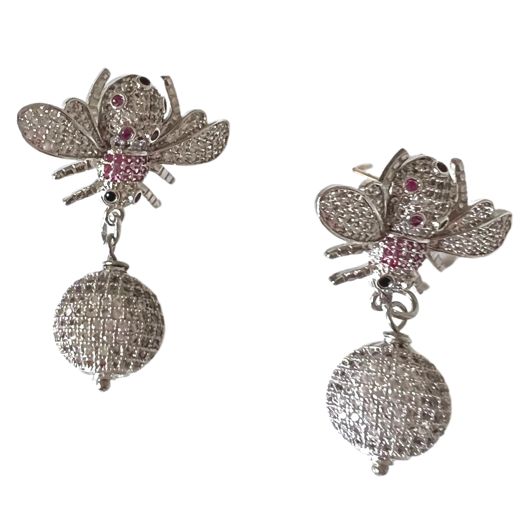 Hilona Bee Earrings